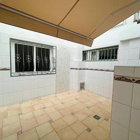 Edificio Fefo * 洛斯克里斯蒂亚诺斯